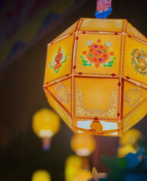 Thiết Kế Lồng Đèn “Bát Giác Bát Kiết Tường”